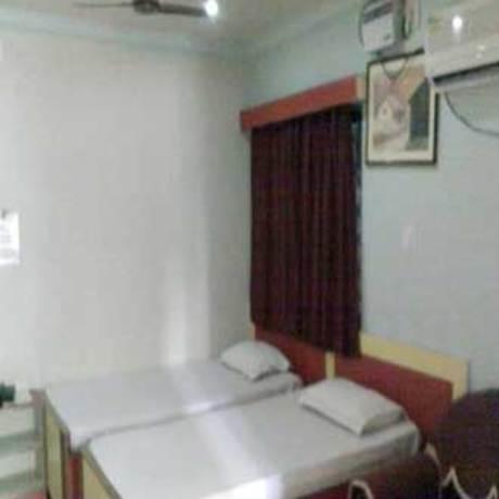 Hotel Tribhuvan Ráncsí Kültér fotó